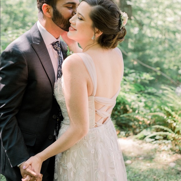 Melissa Sweet ‘butterfly’ ombré wedding gown size 6 - Picture 6 of 10